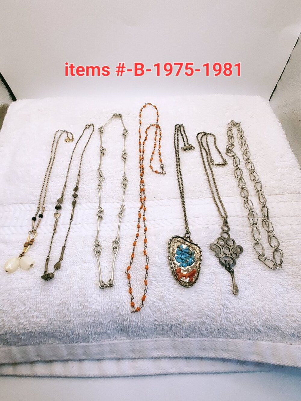 7 Necklaces, items # B-1975-1981, wt. 71 grams.